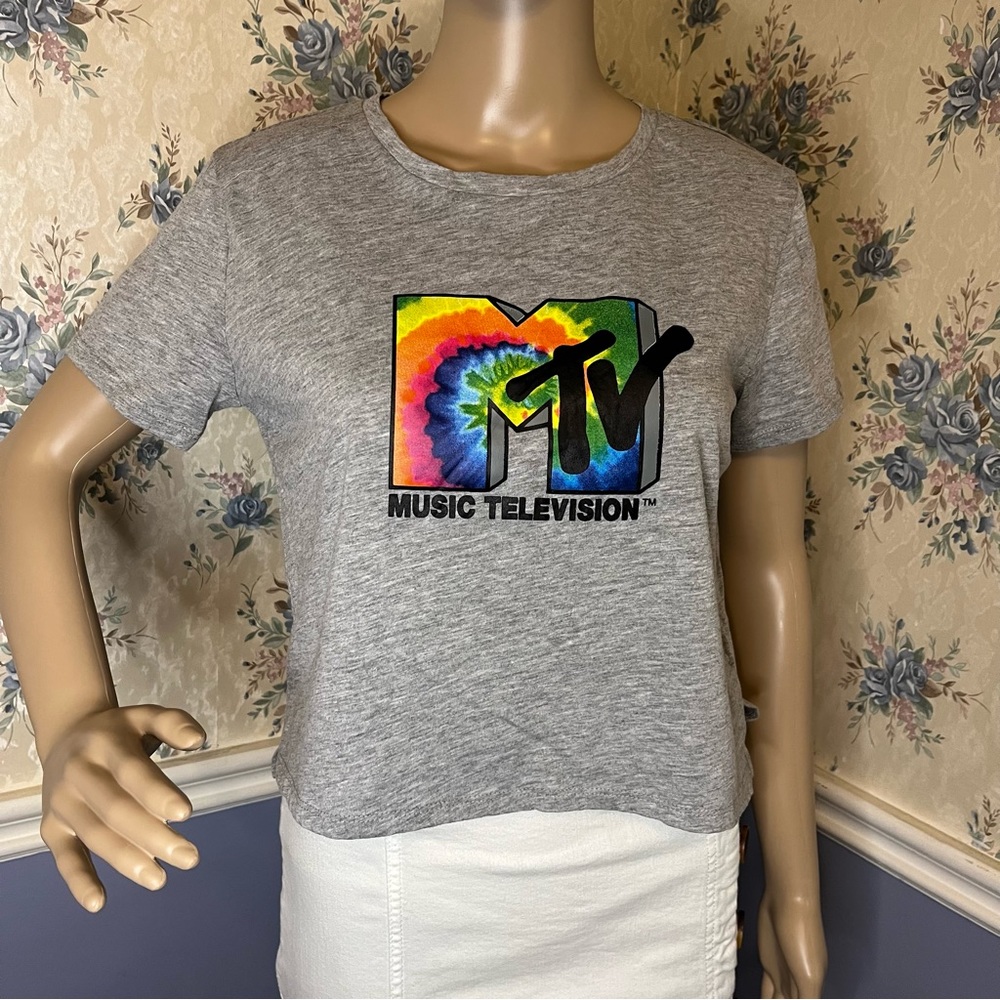 MTV Cropped Tee Gray Neon Rainbow Tie Dye Logo, Size M, NWOT